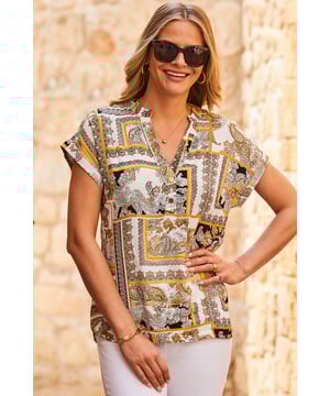 We love it, too
Loose and comfy tunic drapes softly over the body
You won't find this print anywhere else
Flattering longline hem
Turn-up detail short sleeves
Just add jeans