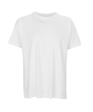 100% Bio-Baumwolle. Gewebe: Angerauht. Design: Unifarben. Passform: Übergroß. Seitennähte, Ausschnitt mit Band, Doppelnadel-Stich, Größenetikett ohne Markennamen. GSM (Gramm pro Quadratmeter): 180. Nachhaltigkeit: Amfori-Freigabe, BSCI, Fair Wear geprüft, Oeko-Tex Standard 100 zertifiziert, PETA-geprüftes Vegan, REACH. Rundhalsausschnitt, Gerippter Kragen. Kurzärmlig.