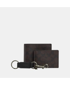 3 in 1 Wallet Gift Box in Signature, Trigger valet key fob included
 Packaged in a Coach gift box, Eight credit card slots
 Full-length bill compartments
 Removable insert with ID window and two credit card slots,  Length: 11.50 cm,  Width: 2.50 cm,  Height: 9.50 cm