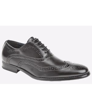 These must have Sterling brogues from Goor have been perfectly crafted to give you a stand out sophisticated look whilst keeping you comfortable and being able to partner with any pair of jeans or suit.
- Synthetic upper
- Lace closure
- Cushioned footbed
- Raised heel
- Durable rubber outsole
- Brogue detailing