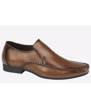 These Elmonde formal shoes from Route 21 have been designed to ensure that any dress or formal attire looks the part and keeps you comfortable at the same time
- Synthetic upper
- Slip-On fit
- Cushioned footbed
- Slight raised heel 
- Durable rubber outsole