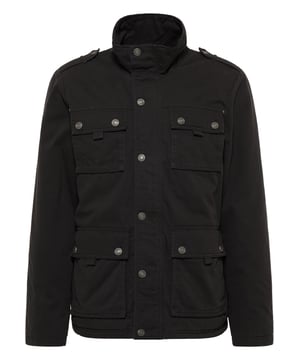Casual utility style; gemaakt van gewassen katoen - dat is deze winterjas van Mo. Zijn gevoerde torso, hoogsluitende kraag en ritssluiting met drukknoopsluiting trotseren de winterse temperaturen. Veelzijdige zakoplossingen worden getoond in de vier klepzakken, die de inhoud ideaal beschermen met de twee borst- en paspelzakken, plus praktische drukknoop. Zelfs wat u in de binnenzak bewaart, raakt u niet kwijt door de drukknoopsluiting.  De heldere, praktische look zonder franje maakt deze korte parka tot een ideale combinatiepartner voor jeans en cargobroeken.  winterjas