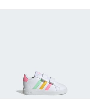 These infants' adidas shoes go with everything from dungarees to whatever is in the dressing-up box. The sturdy cupsole and snug hook-and-loop straps combine to keep little feet supported, so they move easily from play date to sensory class to snack time. And that's just their morning plans.Made with a series of recycled materials, this upper features at least 50% recycled content.  - Regular fit - Hook-and-loop closure - Synthetic leather upper - Textile lining - Rubber outsole - Upper contains a minimum of 50% recycled content  Shipped by adidas
