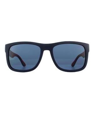 Las gafas de sol Tommy Hilfiger TH 1556/S 8RU KU Blue Blue tienen una forma rectangular simple con un diseño minimalista en una forma clásica. Los colores de Tommy Hilfiger aparecen en las patillas para un acabado de color elegante.