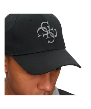 Casquette Guess 4G Heritage Herren Schwarz Synthétique. Authentisches Accessoire der Marke Guess - Streetwear/Sportswear-Design von Guess - Guess für Herren, modisch und perfekt für den Alltag - Die schwarze Guess-Casquette lässt sich hervorragend mit dem Rest Ihrer Garderobe kombinieren - Bequemer synthetischer Stoff - Klassisch - 4G Heritage -