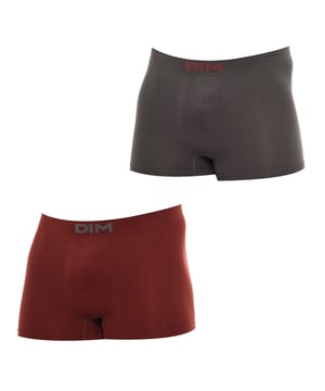 Pack-2 boxers Unno Basic by Dim.
Cinturilla elástica, con nombre de la marca en la parte central.
Tejido transpirable.
Frontal anatómico con capacidad de sujetar sin apretar.
Sin costuras.
 Composición: 80% Poliamida, 18% Elastano, 2% Poliéster
 Cuidados:
- Lavar a mano a temperatura máx. 40º.
- No utilizar lejía.
- No permite el uso de secadora.
- No planchar.
- No lavar en seco.