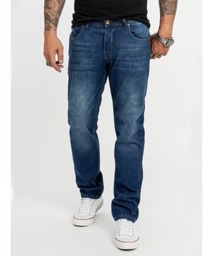 Ein Klassiker für Arbeitsalltag, Freizeit und Urlaub ist die Blue Jeans im Comfort Fit! Viele unserer hell- bis dunkelblauen Herren Jeans gefallen mit coolen Waschungen im Used-Look. Die lässig sitzenden Hosen verfügen über gerade geschnittene Beine, das typische 5-Pocket-Design und ein Rock-Creek Patch. Neben praktischen Bundschlaufen besitzen sie einen Verschluss mit Knöpfen oder Zipper. Unsere Herren Jeans bestehen zu 100% aus Baumwolle oder haben einen hohen BaumwollAnteil. Bei einigen Modellen sorgt ein Stretch-Anteil für die perfekte Passform.