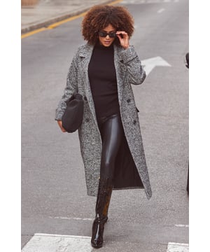 Wrap up in styleWear-forever double-breasted styleTimeless herringbone fabricStatement turn-back cuffsLongline hem to keep out the chillYou'll wear it everywhere