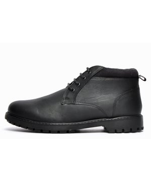 Step out in style this season with the Oaktrak Ballard leather by Red Tape chukka style mens boots, a true well-rounded option for the modern man.
 Crafted from a premium leather upper with a padded suede ankle collar and textile lining complete with a classic lace fastening finished with a cleated heel and outsole for durable rugged wear.
 These Ballard all leather boots from Red Tape are highly versatile and can be dressed up or down depending on the occasion.
 - Premium all Leather upper
 - Comfy Textile lining
 - Classic lace fastening
 - Padded ankle and heel collar
 - Cushioned footbed
 - Heel pull tab for easy on / off wear
 - Durable rugged outsole