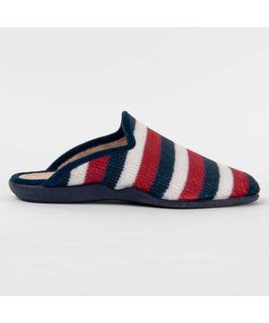 Hecho en España. Zapatilla de casa para mujer. Calce cómodo. Fabricada en materiales veganos. Fabricado por otras marcas para nuestra marca.