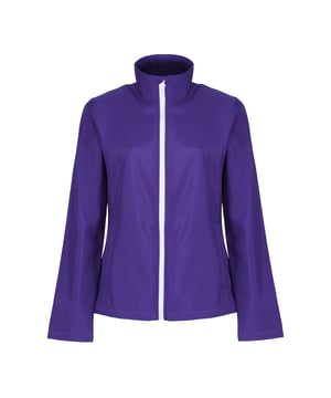 100% Polyester. Gewebe: Softshell, Stretch, gewebter Stoff. Design: Unifarben. Gewebetechnik: Leicht. Atmungsaktiv, Reißverschluss-Schutz innen, Logo, Zum Bedrucken, Elastische Kordel am Saum, Wasserfest, windbeständig. Langärmlig. Stehkragen, Reißverschluss. Taschenart: 2 Reißverschlusstaschen. Volle Länge, Reißverschluss. 32 DE: 76,2 cm. 34 DE: 81,28 cm. 36 DE: 86,36 cm. 38 DE: 90,17 cm. 40 DE: 96,52 cm. 46 DE: 114,3 cm. 48 DE: 121,92 cm. 44 DE: 109 cm. 42 DE: 102 cm.