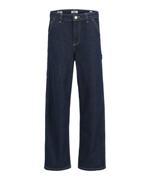 Die Jack & Jones Junior Jeans im Baggy Fit für Jungs bieten eine perfekte Mischung aus Stil und Komfort. Mit ihrem Reißverschluss und Knopfverschluss sowie den praktischen Gürtelschlaufen sitzt die Hose bequem und passt sich jedem Look an.   Der klassische 5-Pocket-Style sorgt für ausreichend Stauraum und verleiht der Jeans einen zeitlosen Charakter. Eine stylische Schlaufe und eine extra Tasche am Oberschenkel setzen zusätzlich coole Akzente.  Gefertigt aus hochwertigen Materialien, garantiert die Jeans hohen Tragekomfort und ist ideal für den Alltag. Der dunkle Denim-Look lässt sich vielseitig kombinieren und passt zu fast jedem Outfit.  Mit dieser Jeans ist dein Junge bestens für Abenteuer gewappnet – modisch, bequem und funktional zugleich.