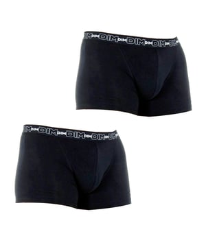 Pack de dos bóxers Cotton Streech.
Cinturilla de goma elástica.
Detalle del nombre de la marca bordado consecutivamente, en la cinturilla.
Tejido transpirable.
Frontal anatómico con capacidad de sujetar sin apretar.
Costuras vistas a tono.
 Composición: 96% Algodón, 4% Elastano
 Cuidados:
Lavar a temperatura máx. 40º.
- No usar lejía.
- No usar secadora.
- No planchar.
- No lavar en seco.