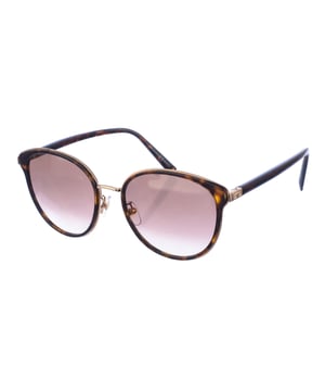 Gafas de sol con montura de acetato.
Forma de mariposa.
Patillas de acetato.
100% Protección UV.
Cristales antirreflejo.
Incluye los certificados de autenticidad y garantía.
 Medidas: Alto lente: 51 mm, Ancho lente: 57 mm, Puente: 19 mm, Patillas: 145 mm.
 Composición: Acetato
 Cuidados:
Limpieza y mantenimiento:
- Limpiar las gafas con agua y jabón (neutro).
- No utilice paños sucios o abrasivos, que puedan alterar las características de los filtros.
- Utilice solo accesorios y repuestos originales.