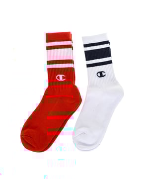 Pack de 2 calcetines deportivos.
Color Blanco-marino-rojo-blanco
Corte caña alta.
Confeccionados en hilo de alta calidad, que garantizan gran comodidad y duración.
Puño elástico.
Puntera y talón a contraste.
Tejido elástico y transpirable.
Detalle de la marca en un lateral.

Composición:  83% Algodón, 14% Poliéster, 2% Elastano, 1% Poliamida

Lavar a mano.
- No usar lejía.
- No usar secadora.
- No planchar.
- No lavar en seco.