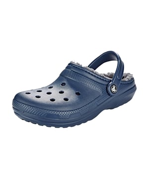 Beliebte Clogs aus Croslite™-Material für mehr Komfort und einen beweglichen Fersenriemen für einen sicheren Sitz. Der perfekte Schuh für den Strand, das Boot oder für zu Hause. Das flauschige Futter hält die Füße an kälteren Tagen warm.