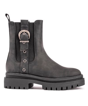 Das ist der Grund, warum wir die kühleren Monate lieben - schwarze, mit Schnallen versehene Mid-Boots, die sich nicht lumpen lassen.
- PU-Obermaterial
- Synthetisches Futter
- Komfortable Plüsch-Schaumstoff-Einlegesohle
- Klobige Stollensohle