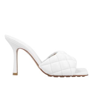 Gepolsterte Leder-Mules.

Absatz: 9 cm | 3,5'

Hergestellt in: Italien