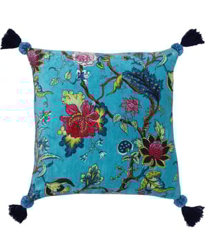 Create a striking display in your home with this Tree of Life cushion, complete with a tonal green leaf printed reverse on a durable, water resistant polyester. This vibrant design is not one to miss in any outdoor space or garden.