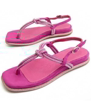 Lässige Sandale für Damen. Innensohle aus natürlichem Leder. Bequeme Passform. Hergestellt von anderen Marken für unsere Marke.