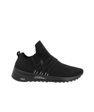 Our iconic Raven sneaker in a recycled and knitted version made from plastic bottles collected in nature - super lightweight, easy slip-on, breathable and very comfortable.● Knitted upper in our own FutureGrid material, 100% recycled
● Nylon laces, 100% recycled
● Nylon heel tab, 100% recycled
● PWR55 lightweight sole unit
● ARKK detailing throughout the sneaker