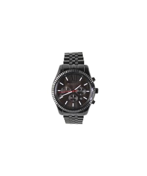 Stijl: Michael Kors Lexington zwart horloge
Materiaal: Ion-plated roestvrij staal.
Kenmerken: Lichtgevende wijzers en markeringen, datumindicator, multi-wijzerplaat, chronograaf.
Afmetingen: 45 mm kastmaat, 24 mm bandbreedte.