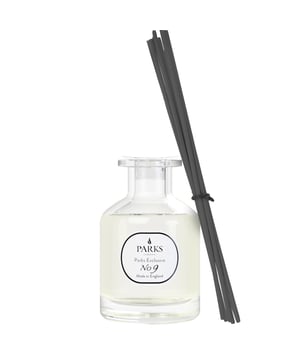 Ontsnap naar de adembenemende schoonheid van de bergen met de Alpine Diffuser van Parks. Deze luxueuze 100 ml diffuser vangt de essentie van de natuur in een enkel, fascinerend product, en levert een verfrissende, verkwikkende geur die je geest reinigt en opfleurt. Als onderdeel van de Parks familie, kun je er zeker van zijn dat de Alpine Diffuser is ontworpen met behulp van alleen de hoogste kwaliteit, duurzaam verkregen natuurlijke ingrediënten. Het delicate samenspel van het betoverende aroma en het elegante ontwerp van de diffuser zorgt voor een heerlijke toevoeging aan elke ruimte, perfect om je kamer om te toveren in een persoonlijk heiligdom.De Alpine Diffuser biedt gemak naast een betoverende sfeer. Of je nu op zoek bent naar een subtiele, rustgevende geur om de lucht te verfrissen of een krachtige, verkwikkende geur om een bijeenkomst op te vrolijken, met deze opmerkelijke diffuser zit je goed.Duik in de fascinerende wereld van de Alpine Diffuser van Parks, een prachtige 100 ml diffuser die een zintuiglijke ervaring als geen ander biedt. Dit eersteklas, meesterlijk vervaardigde product belooft je mee te nemen naar het hart van de natuur, zodat de kalmerende, verkwikkende sfeer van de bergen je huis of kantoor vult.