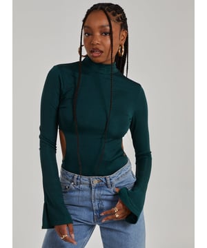 Need a comfy transitional style for spring? We've got you covered. Our Slinky Cut Out Flare Sleeve Bodysuit is the ideal style to take you right through to next season and beyond.