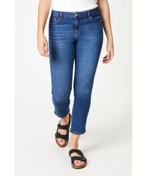 Destination denim. From classic straight leg and your favourite skinny's and jeggings to retro-inspired wide leg and tapered mom jeans, find your dream fit in our women's jeans collection. Whether you want to make a statement or looking to update your essentials, our edit of women's jeans has you covered for every mood and moment. Style: Petite Comfort Stretch Slim Jeans.  Ideal for: Daywear.  Fit: Slim.  Model wears size UK 10 and is 5' 3" tall.