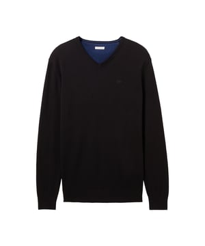 Schöner Pullover mit V-Ausschnitt für Herren von der Marke Tom Tailor. Sehr angenehm zu tragen, bequem und sportlich geschnitten zugleich. Die Tom Tailor Basic Linie lässt sich mit vielen Kleidungsstücken kombinieren. Die Mode von Tom Tailor zeichnet sich durch hochwertige Materialien und präzise Verarbeitung aus.