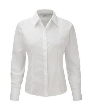 Gewicht: 110-115g/m²,. Material: 65% Polyester und 35% Baumwolle. Brustumfang (in cm)/Größen: XS (76-81/FR36); S (81-86/FR38); M (86-91/FR40); L (91-97/FR42); XL (97-104/FR44); 2XL (104-112/FR46); 3XL (112-119/FR48); 4XL (119-130/FR50).
