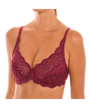 Playtex brand bra.
 Made of elastic lace, for an ultra feminine and refined style.
 Underwired bra.
 Cups without foam.
 Elastic and adjustable straps.
 Back closure with four-position hooks.
 Bow decoration at the center of the neckline.
 Elastic lace sides.
 Seams seen in tone.
 Composition: 57% Polyamide, 21% Polyester, 12% Elastane, 10% Cotton
 Care:
Handwash.
 Do not use bleach.
 Do not use dryer.
 Do not iron.
 Do not dry clean.