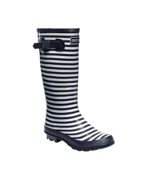 100% Rubber. Vulcanised natural rubber construction and comes with durable weather protection. These boots feature a new and improved fit, owing to the EVA comfort footbed. The rubberised outsole is hardwearing and has been built to last. These can also be worn under extreme cold conditions to keep the feet warm.