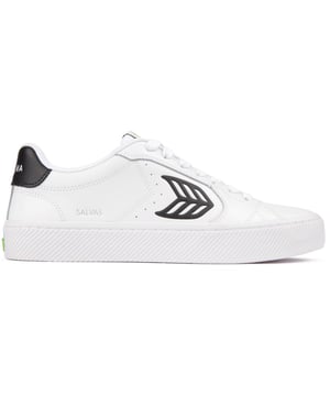 Jump Into These Cariuma Salvas Trainers For Eco-friendly Style And Comfort. They Feature A Soft, Lwg-certified Leather Upper, Recycled Nylon Mesh Linings, Organic Cotton Laces, A Cushioned Foam Insole For Casual Comfort And A Sturdy Rubber Sole For Traction. Embrace Cool, Laid-back Designs With A Good Conscience And Enhance Your Wardrobe With These Branded Skater Kicks.