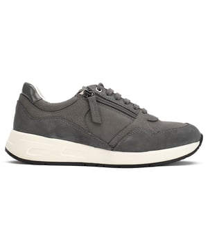 Damen graue Geox Bulmya Sneaker, hergestellt aus Synthetik mit einer Gummisohle. Merkmale: Reißverschluss, Schnürung, gepolsterte Innensohle und Geox-Branding.