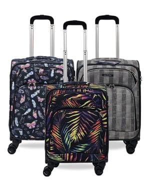 Ga op een tropisch avontuur met onze voortreffelijke bagagecollectie met 8 wielen. Maak kennis met de Tropical Travel Collection: een combinatie van functionaliteit en stijl, ontworpen voor de moderne ontdekkingsreiziger. Elk stuk heeft een levendige tropische print, die je meteen meeneemt naar paradijselijke landschappen. Van de compacte kleine houder tot de ruime grote koffer: deze collectie zorgt ervoor dat je zowel comfortabel als modieus reist. Belangrijkste kenmerken: · Opvallende tropische print: dompel jezelf onder in de allure van het paradijs met een levendige print · Compacte cabinegrootte: voldoet aan de eisen van luchtvaartmaatschappijen voor probleemloos instappen, met een ruim interieur en manoeuvreerbaar met een stevig handvat en 360 graden wielen . · Soepele 360° dubbele spinners met 8 wielen voor moeiteloze mobiliteit Veilig geïntegreerd 3-cijferig TSA-goedgekeurd slot voor verbeterde veiligheid. Gemaakt van ultrasterk Jacquard nylon 900D-materiaal voor duurzaamheid. Zelfsluitende telescopische handgreep en ritssluiting voor eenvoudig gebruik. Geniet van de perfecte mix van functionaliteit en esthetiek met onze Tropical Travel Collection: uw paspoort voor een naadloze en stijlvolle reis. 18 Inch Cabinekoffer - Afmeting 55 x 37 x 20 cm Gewicht: 2,45 kg Capaciteit: 31 liter Opmerking: Selecteer de gewenste kleur. Kleuren worden per stuk verkocht, niet in een set. Let op: Selecteer de gewenste kleur. Kleuren worden afzonderlijk verkocht, niet in een set.