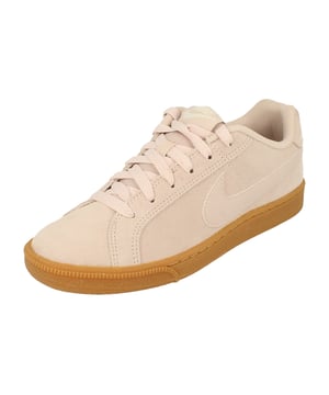 De Nike Court Royale Suede Trainers voor dames zijn vervaardigd met een zachte suède bovenkant en een laag profiel voor comfortabele draagbaarheid bij elke stap. De visgraatpatroon buitenzool biedt duurzaamheid en grip, zodat je met vertrouwen kunt stappen.  
Nike Dames Court Royale Suede Trainers 916795 - Silt Red Silt Red 600