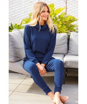 REASONS TO BUY: 

For lazy days and cosy walks
Premium textured fabric for style and comfort
Chic slim legs
Comfy drawstring waist
Style with the matching top and slippers
Take them out for a walk with a gilet and trainers