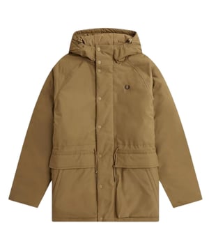 Blijf warm en stijlvol in de Fred Perry Brown Jacket. Deze luxe zwarte jas is gemaakt van lichtgewicht, geïsoleerde stof die warmte vasthoudt en beschermt tegen de elementen. Offer stijl niet op voor comfort - maak een statement, Gewatteerd jack, Bovenmateriaal: 100% Polyamide, Vulling: 100% gerecycled polyester Regular Fit, centrale ritssluiting, kapmantel met elastische mouwen en zoom, merkbadge op linkerborst, J6516 P96 gewatteerd jack met capuchon Stijl: J6516 P96