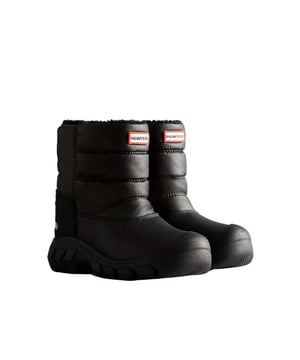 These Hunter Kids Snow Boots, are designed to look just like the Adult Snow Boot. Offering the little ones maximum durability, protection and warmth, in snowy environments.
These handcrafted boots have a high-grip sole for support and can keep them warm in temperatures as low as -20°C. They are finished with a kickspur for ease of removal and the zip opening, upper, lining and insole are made from 100% recycled materials.