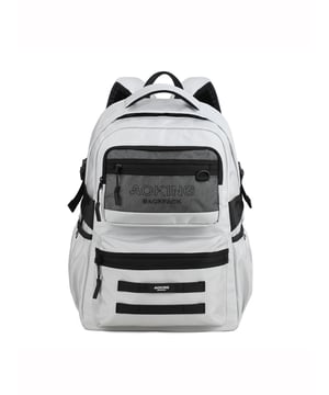 Mochila unisex. El cierre es con cremallera. Los bolsillos internos son bolsillos multifuncionales. Hay tres bolsillos externos con cremallera y dos laterales abiertos. Falta la correa para el hombro. El asa es de tela. Hay un compartimento interno. El material exterior es poliéster. Internamente está forrado en poliéster. Medidas: 34x19x47 cm. Producto de moda