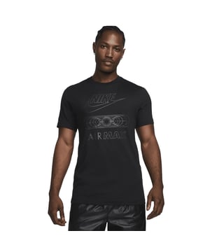 Stay lookin' fresh with this men's Air Max Tonal T-Shirt from Nike. This standard-fit tee is cut from an ultra-soft and lightweigth cotton fabric for complete comfort throughout the day. In a Black colourway, it features a crew neckline with short sleeves for a classic look. Signed off with Nike Air Max branding to the chest.