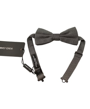 Absoluut verbluffend en gloednieuw met tags
  Kleine metalen sluiting in de vorm van een haak aan de achterkant
  100% zijde
  Exclusieve Dolce & Gabbana collectie
  Veelkleurig patroon
  Verstelbare nekband
  Vervaardigd in Italie
