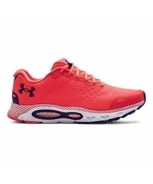 Los entrenadores Under Armour Hovr Infinite 3 son livianos, elásticos y ofrecen amortiguación incomparable, lo que los convierte en una de las zapatillas para correr más eficientes de la marca. La tecnología HOVR garantiza una huella cómoda con buen retorno de energía, eliminando cualquier tipo de impacto en el contacto con el suelo. Estos zapatos pueden conectarse a la aplicación móvil Mapmyrun de Under Armour para monitorear su ritmo, contar cada paso y obtener una gama de consejos de los entrenadores personales de Under Armour.

Características:
- Huella neutral para corredores que necesitan el equilibrio perfecto entre flexibilidad y amortiguación
- La tecnología UA Hovr proporciona una increíble sensación de ingravidez para preservar el retorno de energía y eliminar el impacto
- Energy Web Compression Mesh que contiene espuma Moldada UA Hovr para devolver la energía que usa
- Superior de malla extremadamente ligera y transpirable con soporte estratégico donde más lo necesita
- Conecte sus zapatos con la aplicación UA Mapmyrun - Trase y analice sus estadísticas de carrera para convertirse en un mejor corredor
- contrafuerte interno firme para obtener un apoyo adicional para mantener el retroceso en su lugar
- plantilla de Eva con tala completa que se ajusta al pie, elimina el deslizamiento y proporciona una comodidad ideal
- Ranguetes flexibles profundos y posicionados anatómicamente para proporcionar una flexibilidad adecuada en áreas clave
- Almohadillas de goma de carbono para mayor tracción y durabilidad en áreas de alto impacto