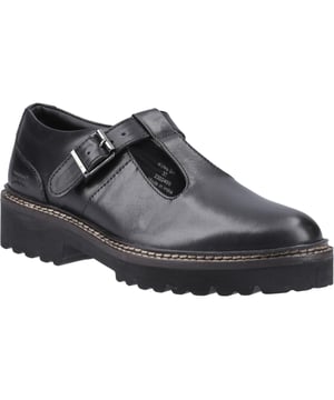 Designed in a premium leather, the KYLEE t-bar features a subtle Pod branding and sleek stitching details. The chunky sole gives an added edge to an otherwise classic style. The style is finished with contrast stitching and tonal metal hardware.