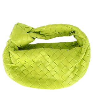 VINTAGE, RRP AS NEW
Chic and Luxurious: Elevate your style with the Bottega Veneta Mini Jodie Handbag in Green Intrecciato Leather, a chic and luxurious accessory that exudes understated glamour. The intricately woven leather in a stunning green color adds texture and dimension to the structured silhouette, while the compact size makes it the perfect statement piece for any outfit. This handbag is a symbol of impeccable craftsmanship and exquisite design.

Bottega Veneta Mini Jodie Handbag in Green Intrecciato Leather
Condition: Very good
Signs of wear: No retail tag, Minor sign of wear or markings., Lightly used but very well maintained. Minor creasing, light worn corners, light scratches.
Packaging: Dust bag
Color: Green
Material: Leather 
Size: One size
Measurements: Width: 30; Height: 130; Length: 240
SKU: NAPPUGBBA371345W