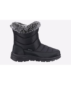 Fleece lined hybrid snow boot with waterproof rubber galosh and side zip for easy use.
- Side zip
- PU upper
- 100% Waterproof
- Faux fur lining