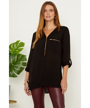 REASONS TO BUY: 

The one you can always rely on
Super-flattering loose tunic style - perfect for eating and drinking in!
Luxe gold zip front detail
Smart enough for work, comfy enough for weekend
Wear with tailored trousers and courts for the office
Dress it down with jeans and leopard print trainers