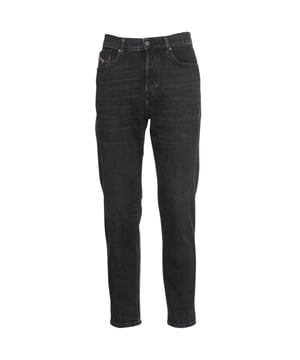 Vaqueros Diesel, cintura estándar, pernera cónica, bragueta de botones, 99 % algodón, 1 % elastano. Jeans Negros Lavados, Jeans Negros Diesel
