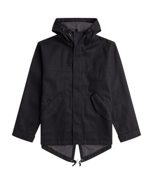 Fred Perry J1541 102 Heavy Twill Schwarz Parka Jacke. Fred Perry Schwarze Jacke. 100% Baumwolle. Normale Passform. 2 Seitentaschen. Stil: J1541 102